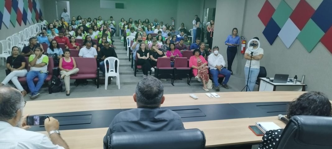 Sinditest-PE reuniu TSTs e engenheiros para debater sobre a atividade prevencionista
